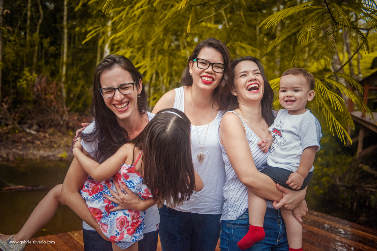 fotos-de-familias-asiaticas-familias-felizes-avós-filhos-e-netos-familia-de-camiseta-vermelha-shiokawa-por-gabriel-silvério-fotografias-vilhena-rondonia-familia-tumblr