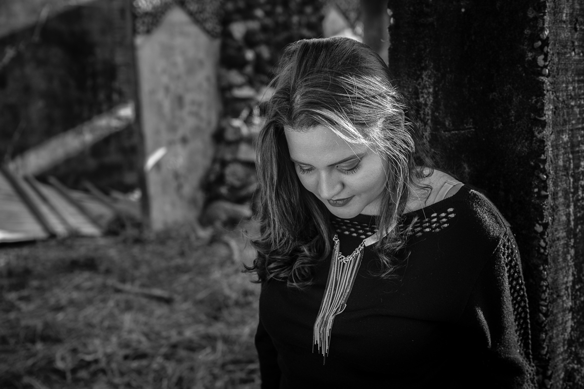 fine art fotos externas book fotografico de familia primas ar livre parede de pedras fotos em casa abandonada velha fotos no campo por do sol