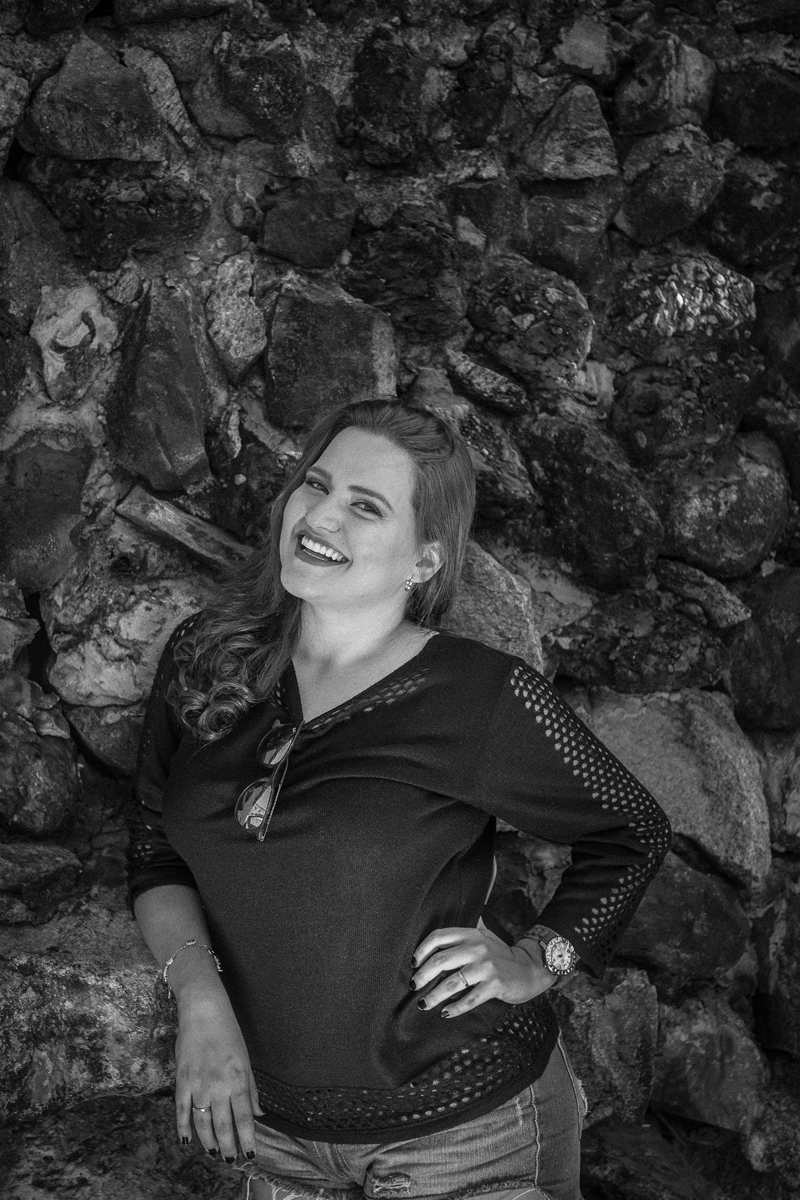 fine art fotos externas book fotografico de familia primas ar livre parede de pedras fotos em casa abandonada velha fotos no campo por do sol