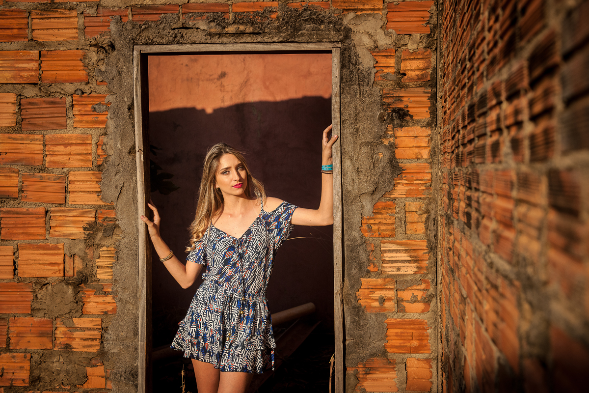 fine art fotos externas book fotografico de familia primas ar livre parede de pedras fotos em casa abandonada velha fotos no campo por do sol