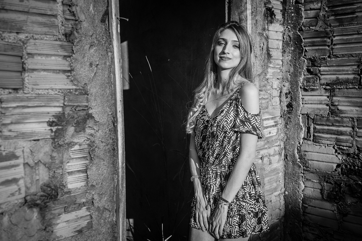 fine art fotos externas book fotografico de familia primas ar livre parede de pedras fotos em casa abandonada velha fotos no campo por do sol
