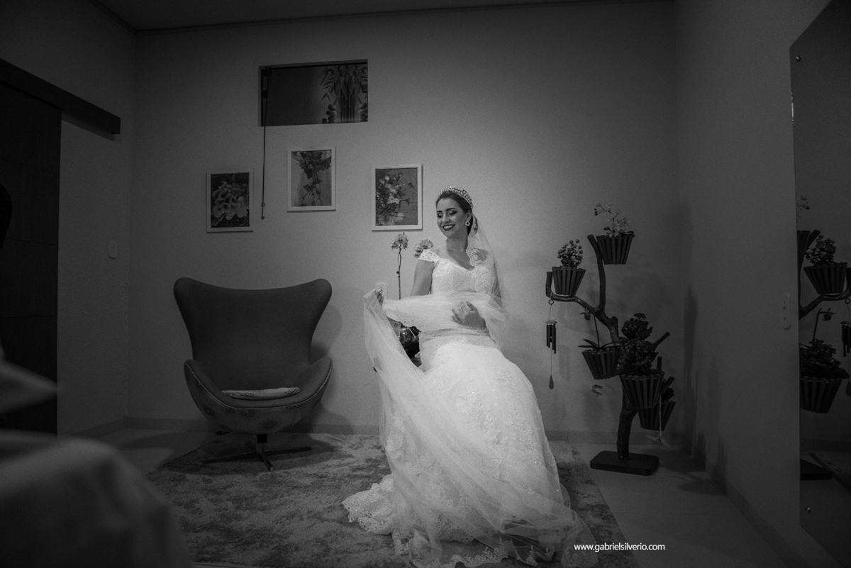 casamento-amanda-e-hurik-em-vilhena-ro-por-gabriel-silverio-fotografias-melhor-fotografo-do-estado-making-off-vestido-de-noiva-maquiagem-festa