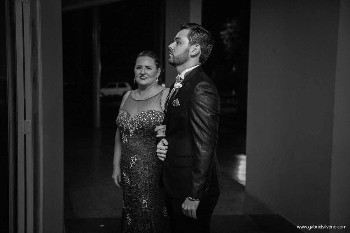 casamento-amanda-e-hurik-em-vilhena-ro-por-gabriel-silverio-fotografias-melhor-fotografo-do-estado-making-off-vestido-de-noiva-maquiagem-festa