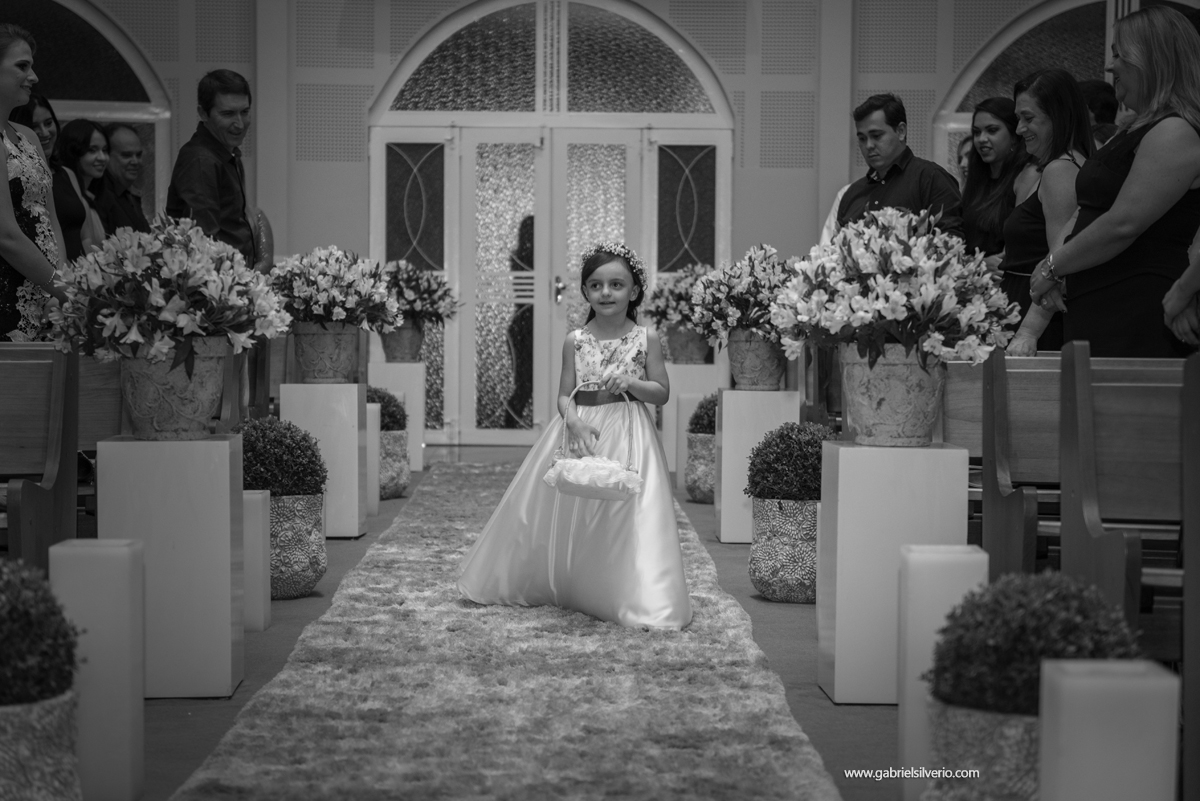 casamento-amanda-e-hurik-em-vilhena-ro-por-gabriel-silverio-fotografias-melhor-fotografo-do-estado-making-off-vestido-de-noiva-maquiagem-festa