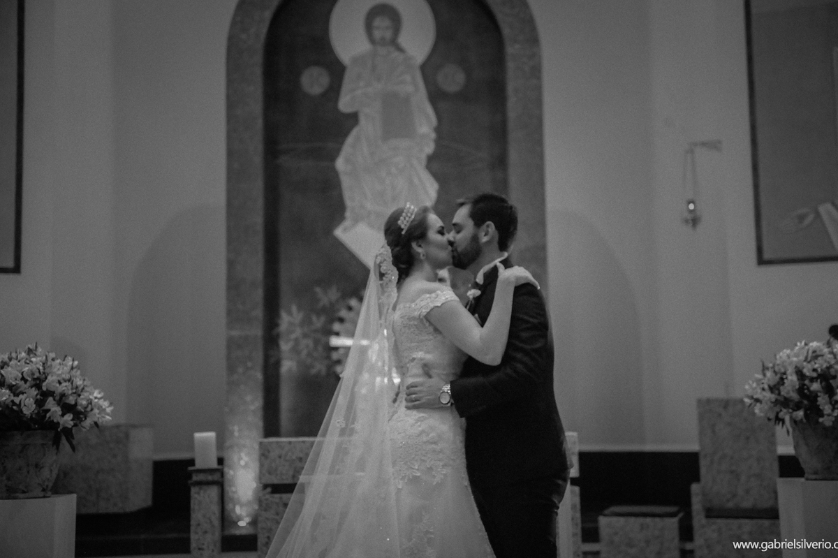 casamento-amanda-e-hurik-em-vilhena-ro-por-gabriel-silverio-fotografias-melhor-fotografo-do-estado-making-off-vestido-de-noiva-maquiagem-festa