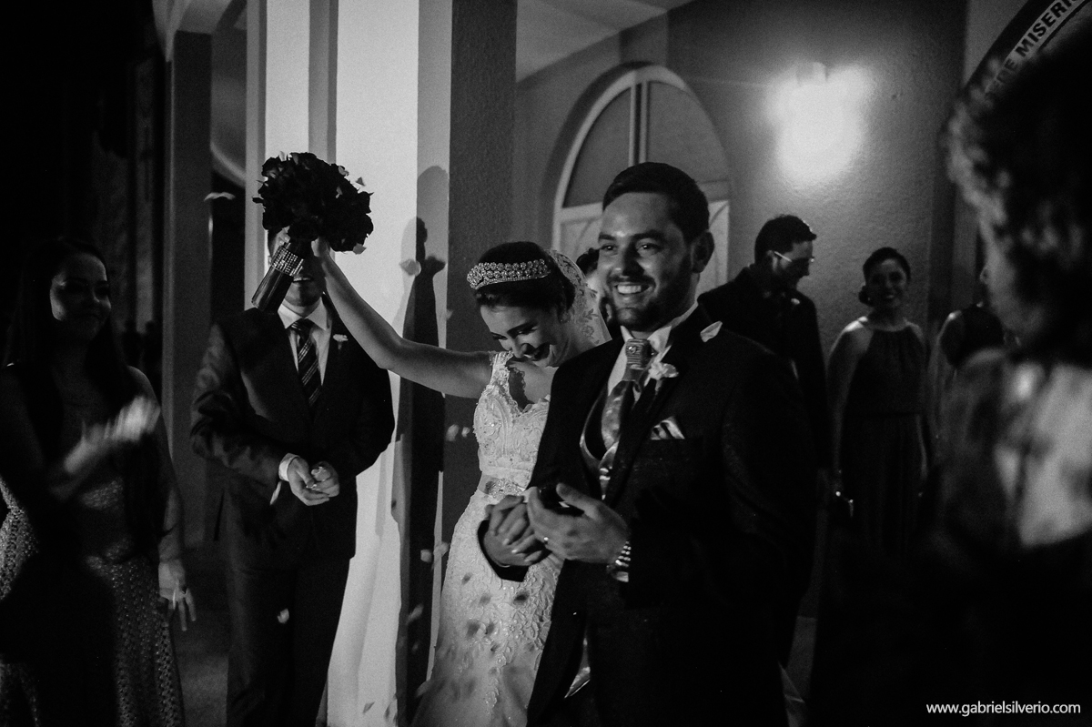 casamento-amanda-e-hurik-em-vilhena-ro-por-gabriel-silverio-fotografias-melhor-fotografo-do-estado-making-off-vestido-de-noiva-maquiagem-festa