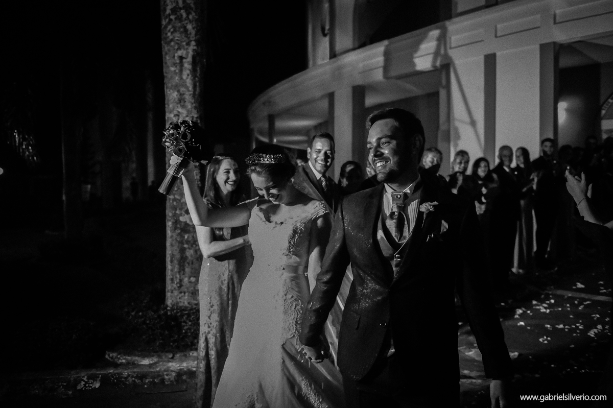 casamento-amanda-e-hurik-em-vilhena-ro-por-gabriel-silverio-fotografias-melhor-fotografo-do-estado-making-off-vestido-de-noiva-maquiagem-festa
