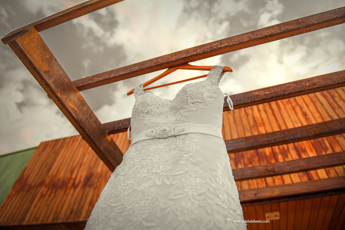 casamento-amanda-e-hurik-em-vilhena-ro-por-gabriel-silverio-fotografias-melhor-fotografo-do-estado-making-off-vestido-de-noiva-maquiagem-festa