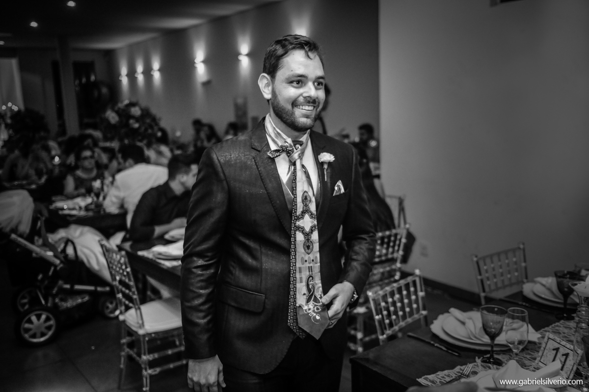 casamento-amanda-e-hurik-em-vilhena-ro-por-gabriel-silverio-fotografias-melhor-fotografo-do-estado-making-off-vestido-de-noiva-maquiagem-festa