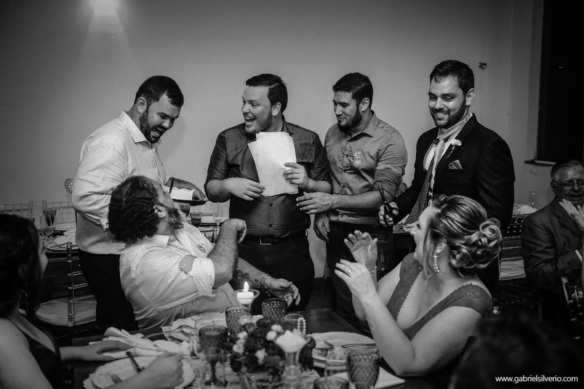casamento-amanda-e-hurik-em-vilhena-ro-por-gabriel-silverio-fotografias-melhor-fotografo-do-estado-making-off-vestido-de-noiva-maquiagem-festa