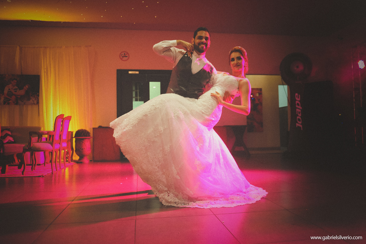 casamento-amanda-e-hurik-em-vilhena-ro-por-gabriel-silverio-fotografias-melhor-fotografo-do-estado-making-off-vestido-de-noiva-maquiagem-festa