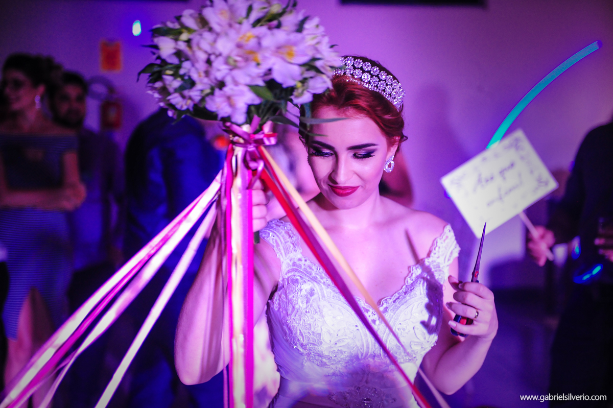 casamento-amanda-e-hurik-em-vilhena-ro-por-gabriel-silverio-fotografias-melhor-fotografo-do-estado-making-off-vestido-de-noiva-maquiagem-festa