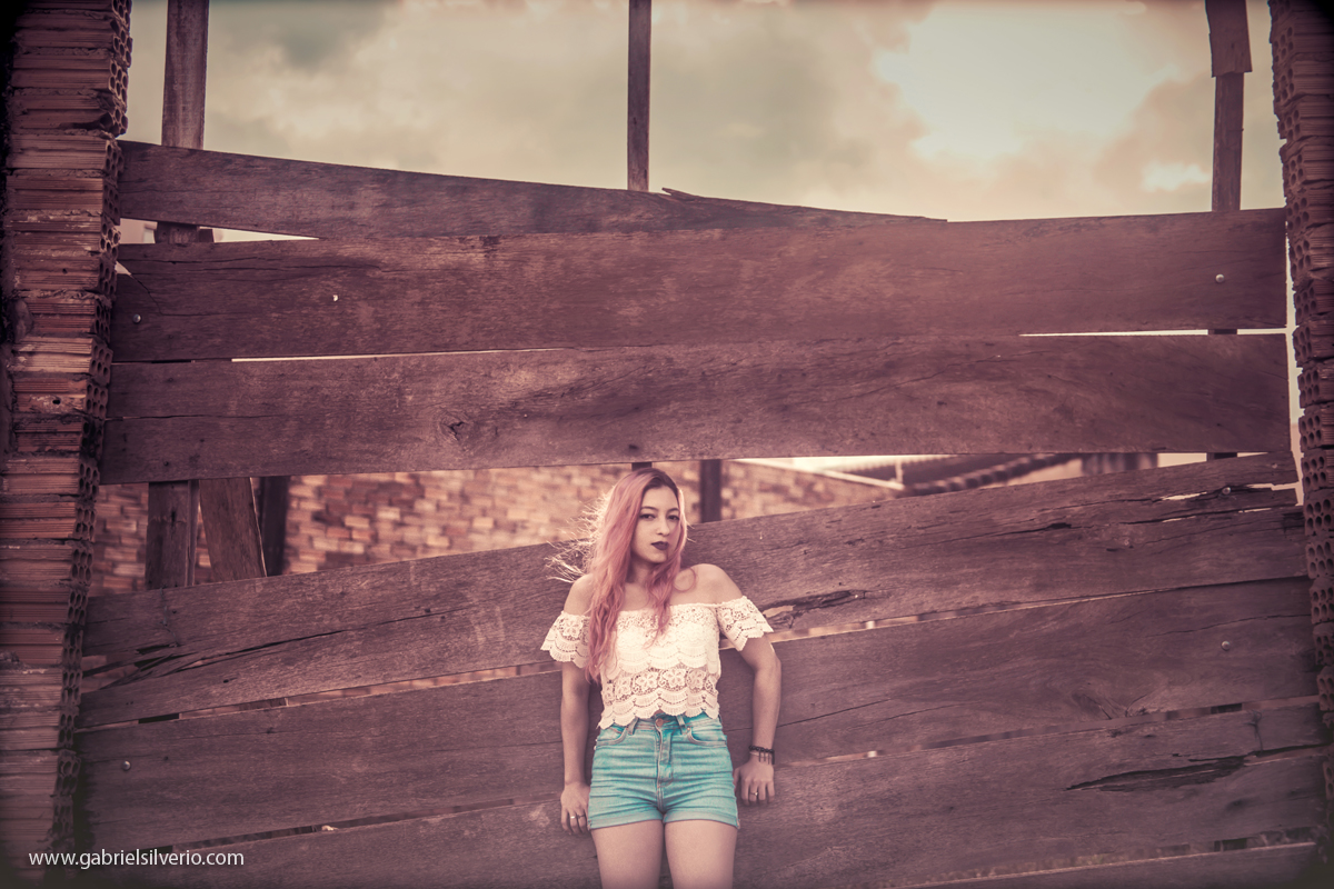 gabrielsilverio-gabriel-silverio-fotografias-fotografia-profissional-vilhena-ro-session-outside-fotos-externas-gabriela-indianara-bernardes-cabelo-rosa-fotos-ao-ar-livre-fotos-tumblr