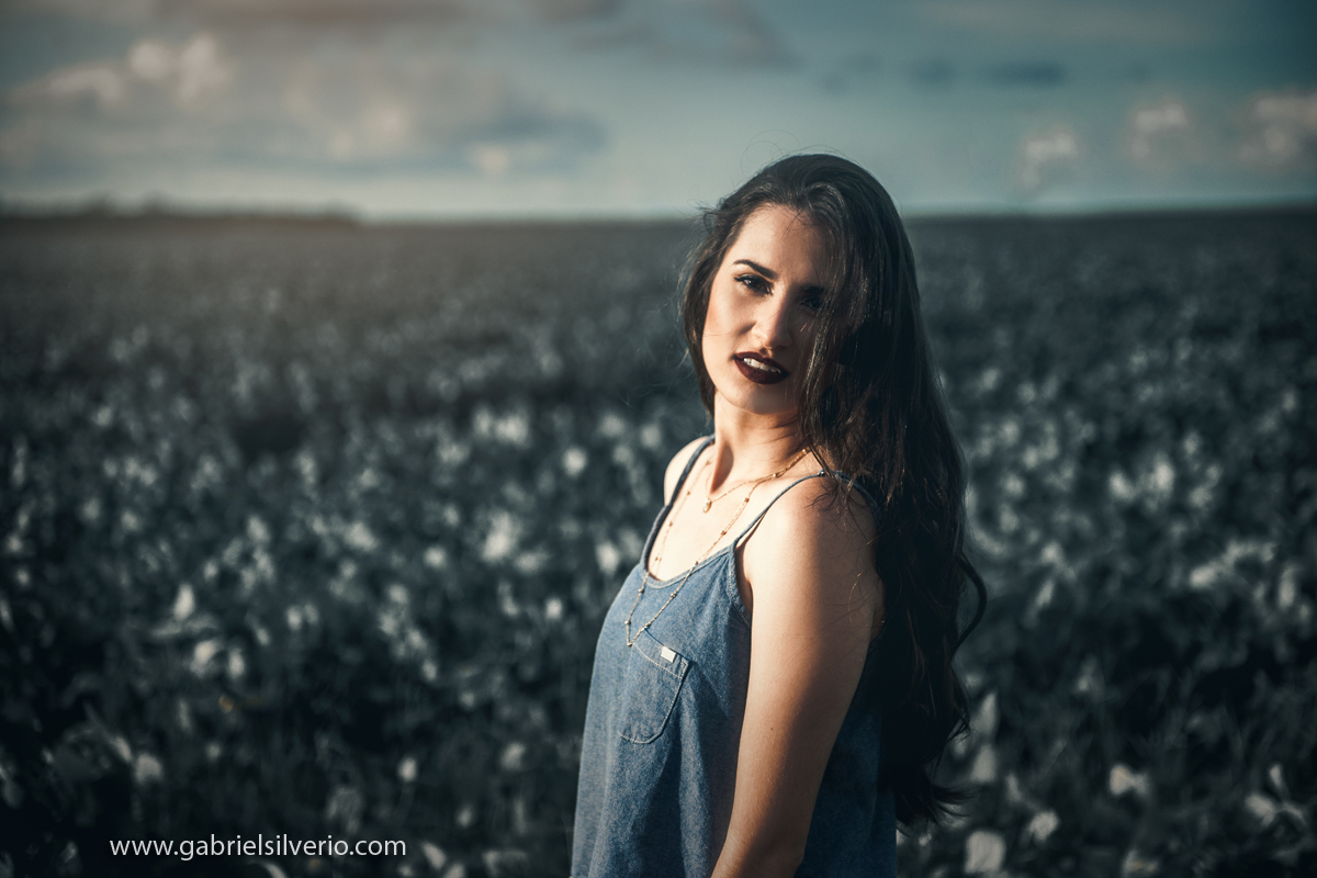 fotos-externas-book-fotografico-paula-lobato-fotografado-por-gabriel-silverio-fotografias-por-do-sol-fotos-verao-vestido-florido-fine-art-brasil