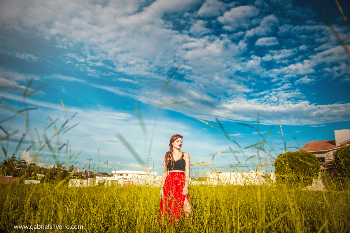 outside-session-kelly-ramiro-vilhena-ro-fotografado-por-gabriel-silverio-fotografias-fotos-externas-book-fotografico-fine-art-brasil-@gabrielsilveriofotografia-fotos-de-dia-natureza-ruivas-sardas