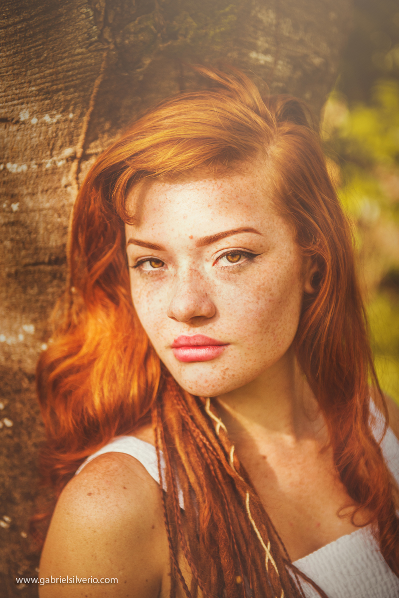 outside-session-kelly-ramiro-vilhena-ro-fotografado-por-gabriel-silverio-fotografias-fotos-externas-book-fotografico-fine-art-brasil-@gabrielsilveriofotografia-fotos-de-dia-natureza-ruivas-sardas