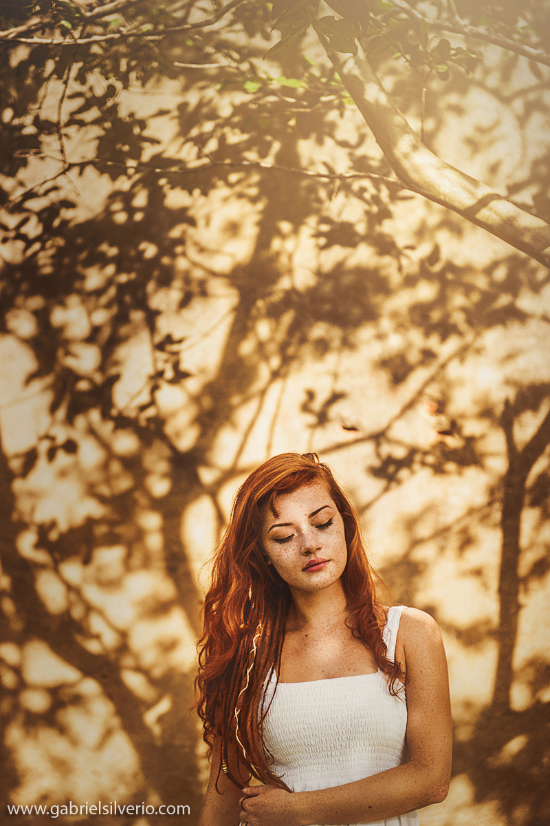 outside-session-kelly-ramiro-vilhena-ro-fotografado-por-gabriel-silverio-fotografias-fotos-externas-book-fotografico-fine-art-brasil-@gabrielsilveriofotografia-fotos-de-dia-natureza-ruivas-sardas