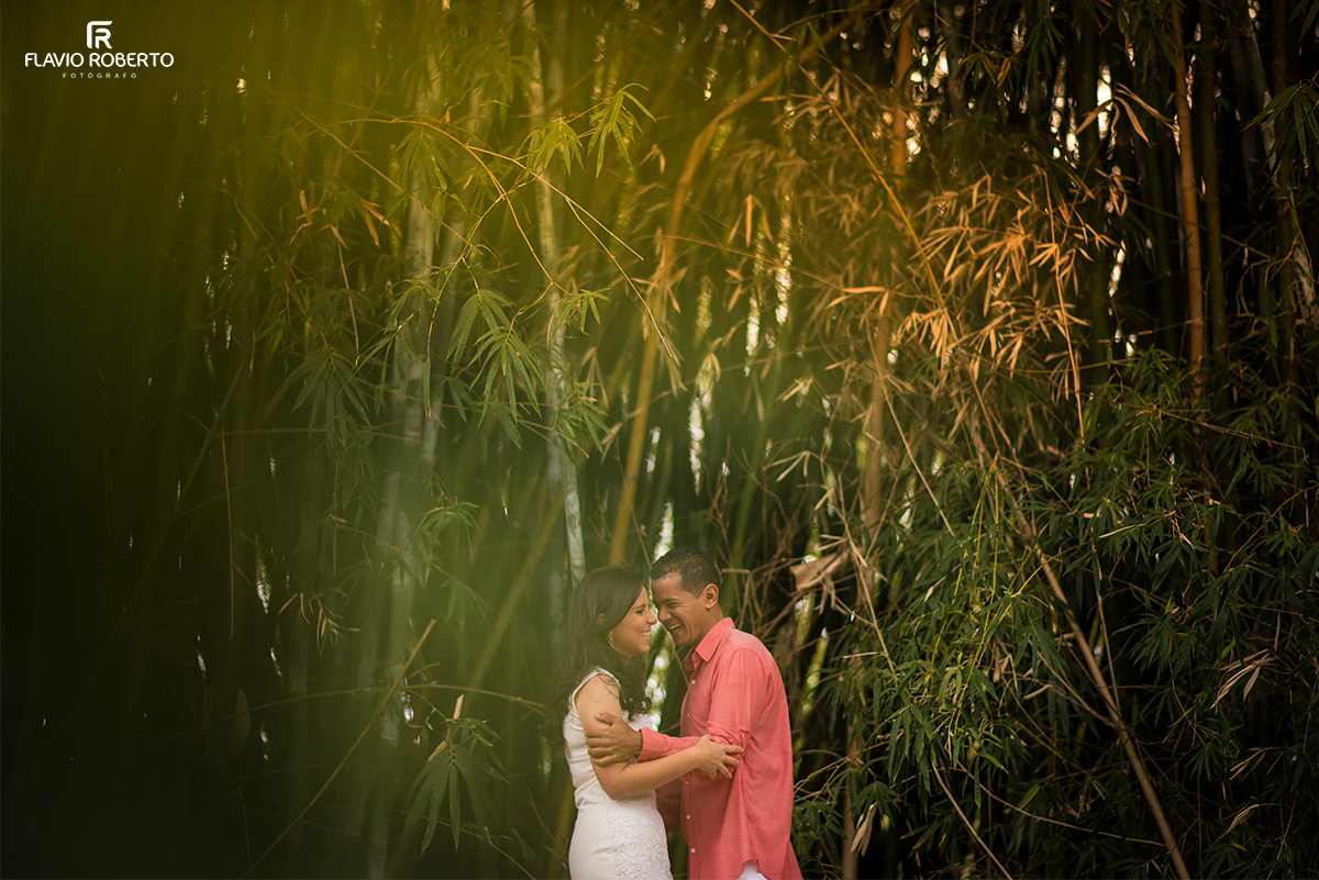 Pre Wedding na cidade de Iapu-MG. Flavio Roberto Fotógrafo de Casamentos