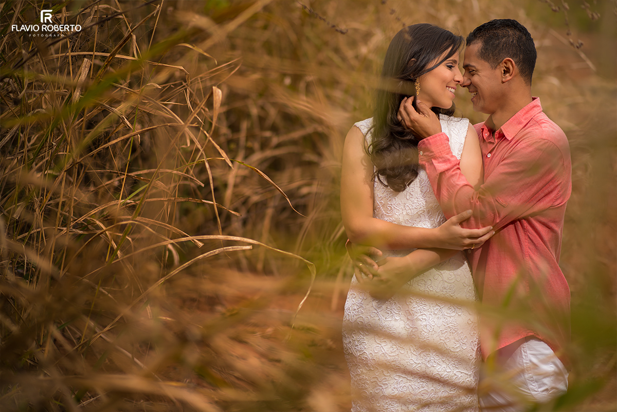 Pre Wedding na cidade de Iapu-MG. Flavio Roberto Fotógrafo de Casamentos
