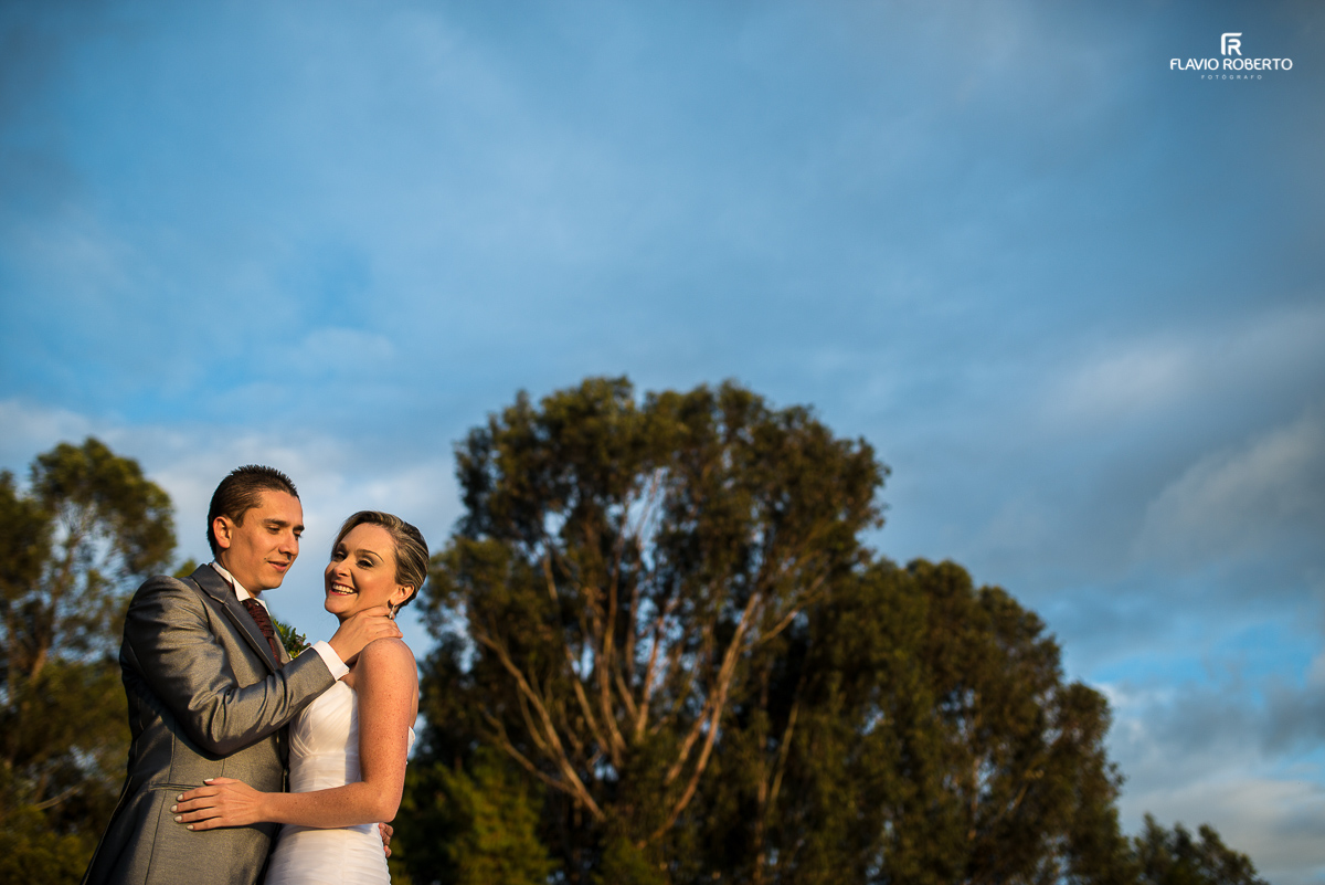 recém casados e felizes