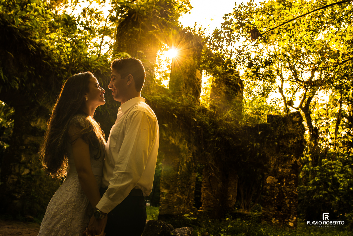 trash the dress ruinas de lagoinha