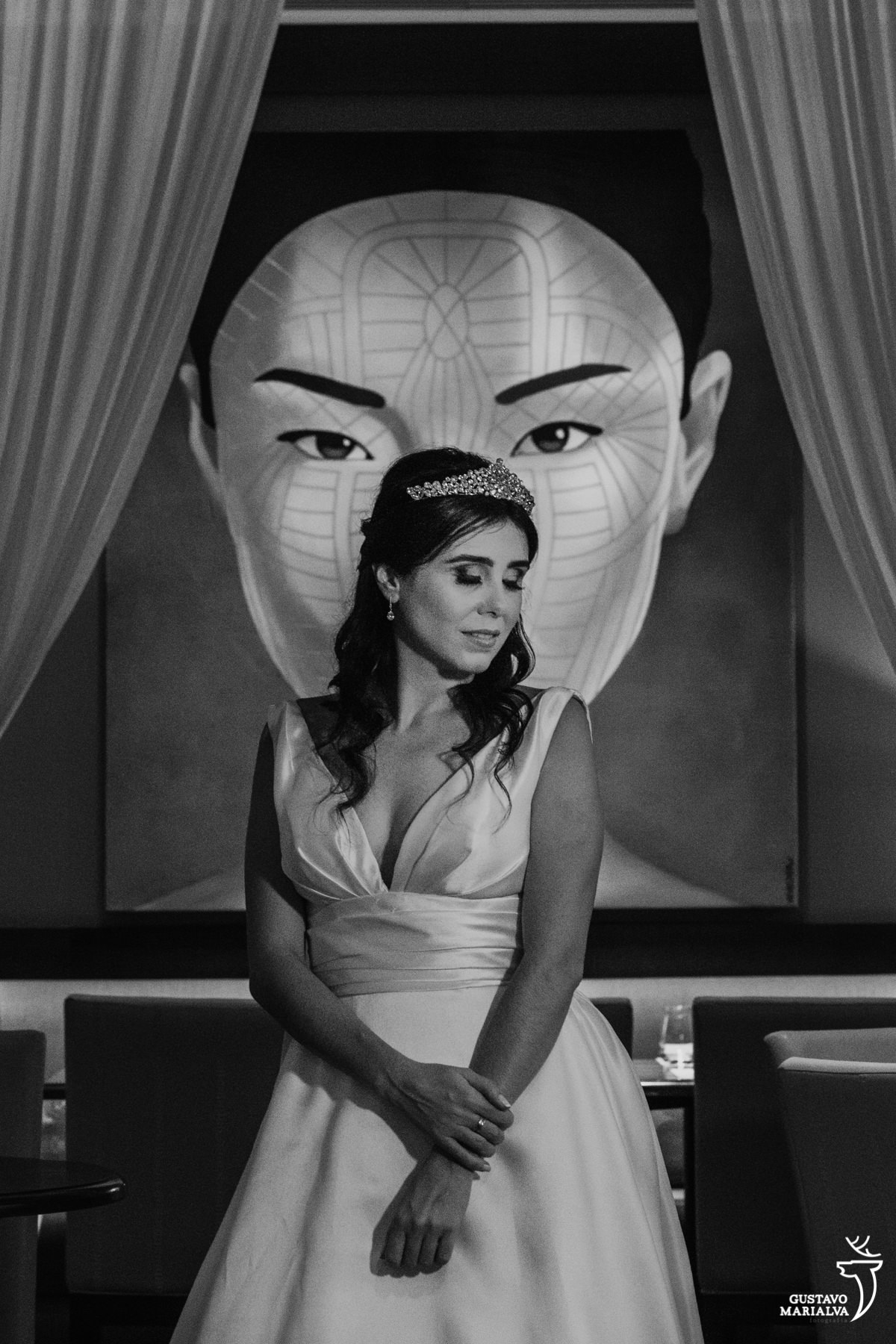 noiva posando para retrato no restaurante do copacabana palace