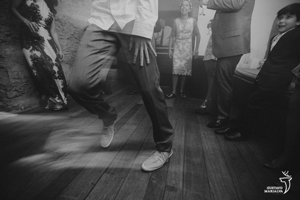 menino dançando