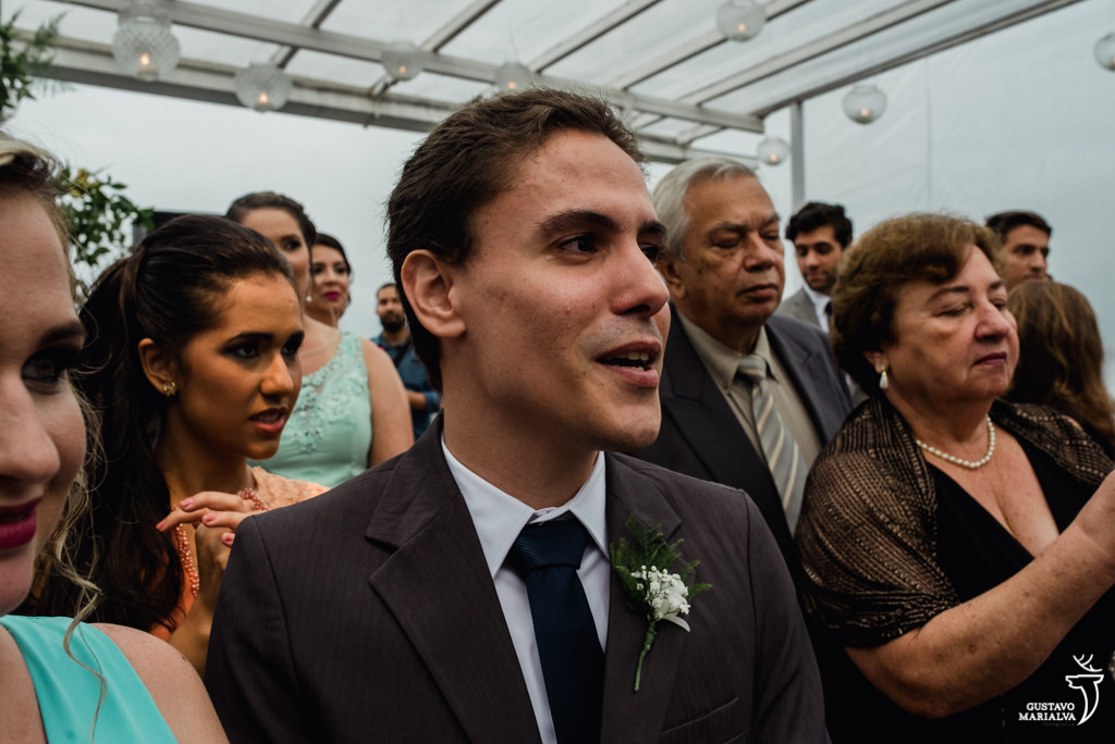 padrinho chorando