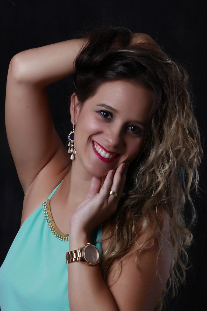 ensaios fotografico maravilhosos no estudio do nico localizado na octogonal proximo ao sudoeste e cruzeiro na cidade de brasilia. acompanhe no site ou blog do nico.