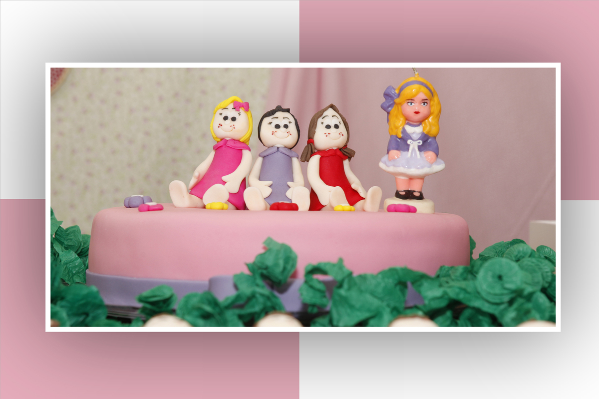 bolo delicioso e gracioso na festa infantil em aguas claras, tudo fotografado pelo nico fotografo com seu estudio localizado na octogonal proximo do sudoeste e cruzeiro na cidade de brasilia.