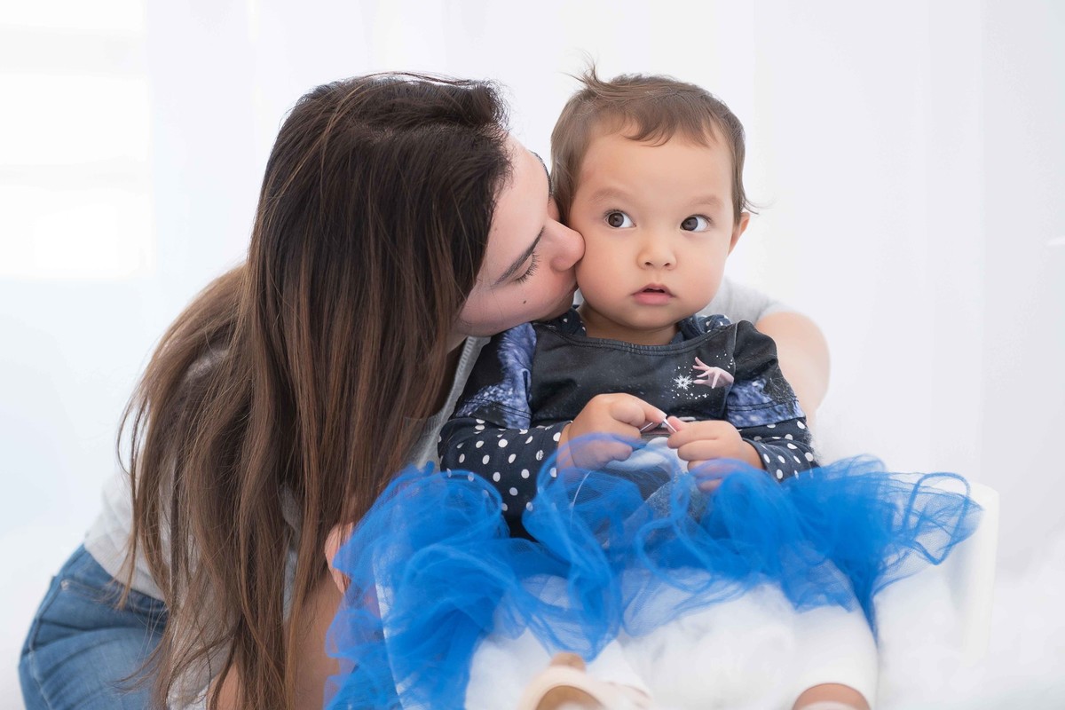 Ensaio fotográfico princesas - elsa e ana - Estúdio - neve - nuvem