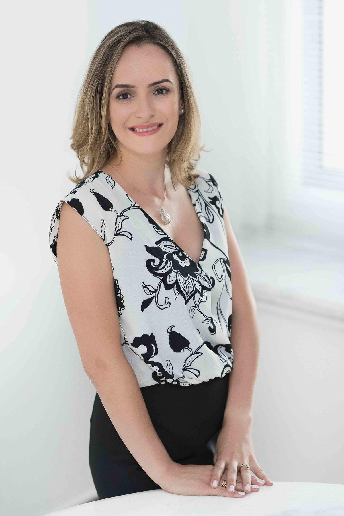 Ensaio fotográfico - perfil profissional - estúdio - empresária