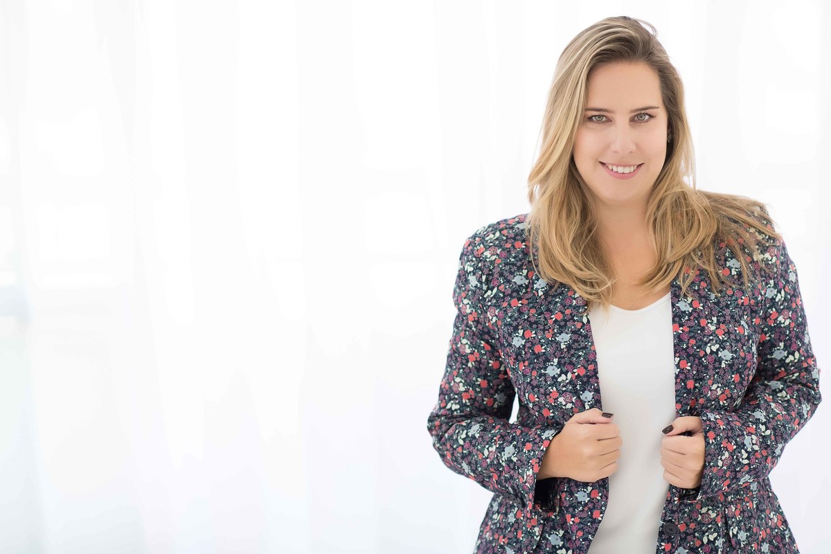 Ensaio fotográfico - perfil profissional - estúdio - empresária