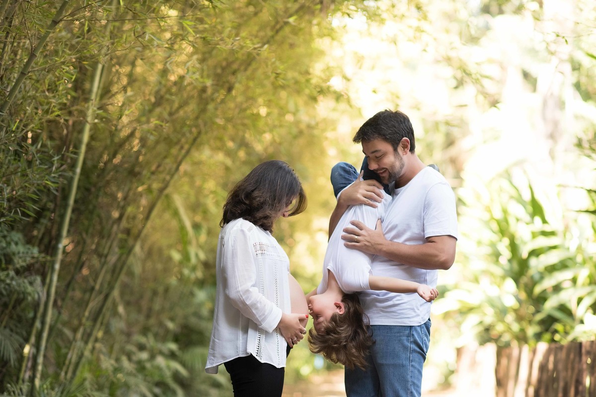 Ensaio Gestante - parque - ar livre- São Paulo _ Maternity - filho - criança- sol