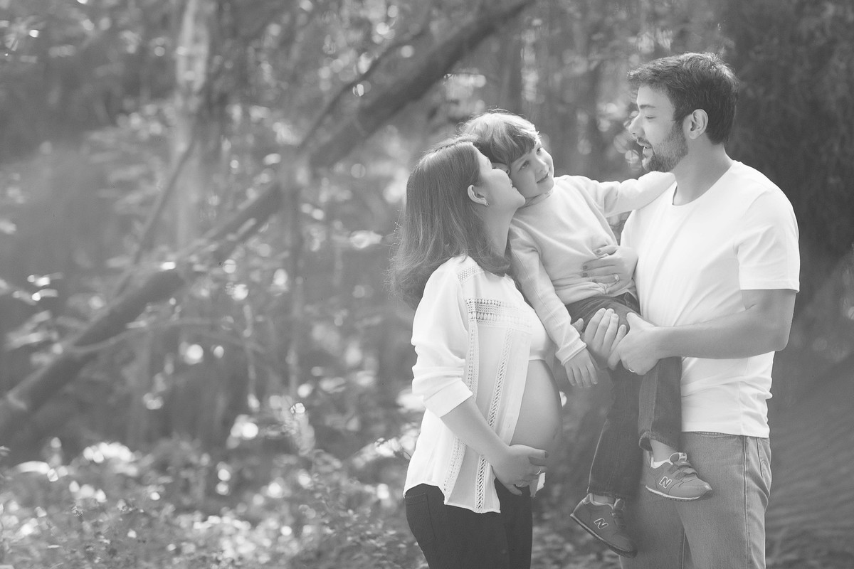 Ensaio Gestante - parque - ar livre- São Paulo _ Maternity - filho - criança- sol