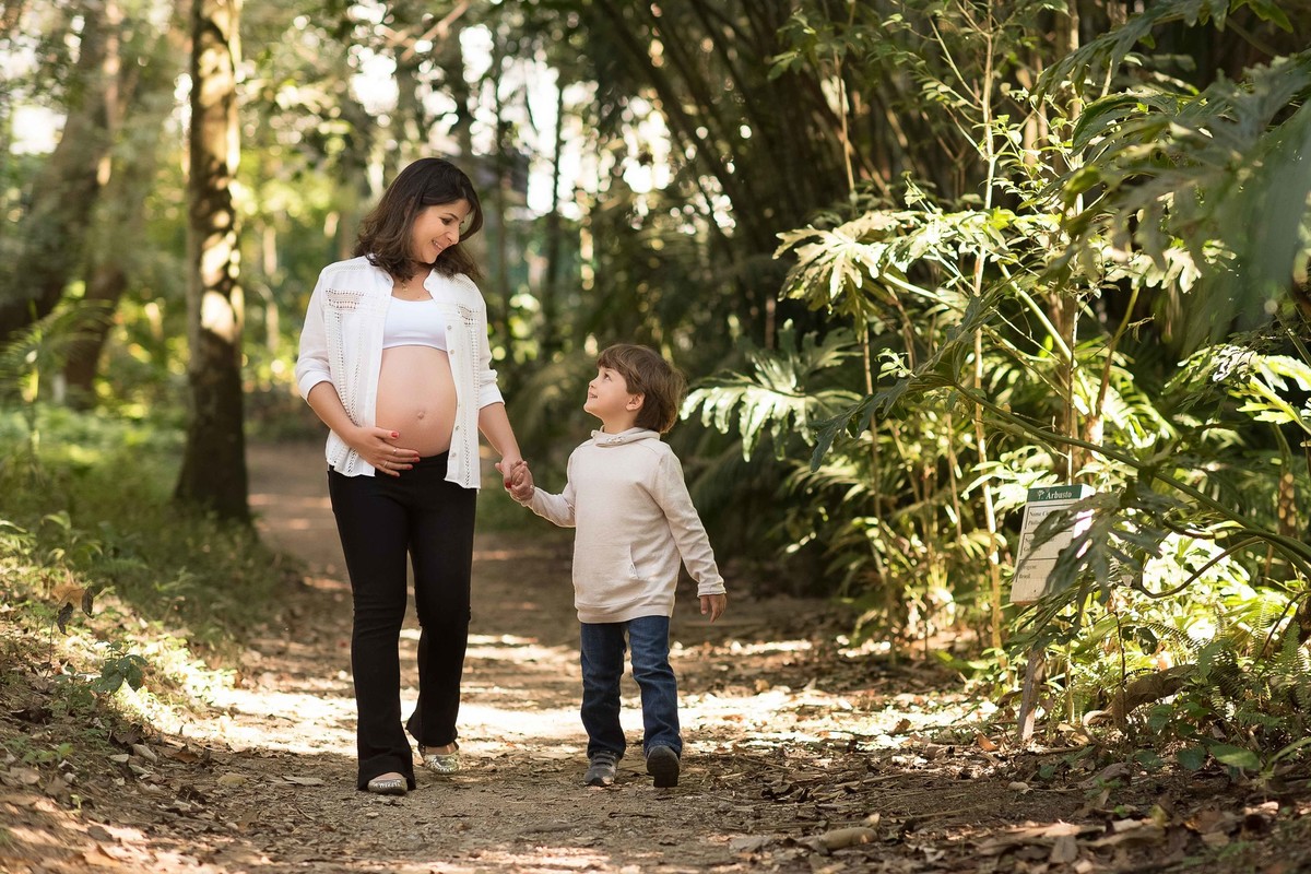 Ensaio Gestante - parque - ar livre- São Paulo _ Maternity - filho - criança- sol