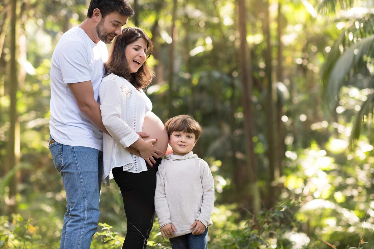 Ensaio Gestante - parque - ar livre- São Paulo _ Maternity - filho - criança- sol