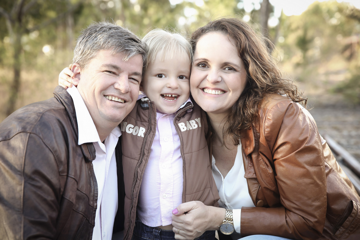 Fotos de família, ivna sá fotografia, ivna sá produção fotográfica, ivna sá, fotos externas, estúdio em belo horizonte, menina, menino, pai, mãe, filhos, família