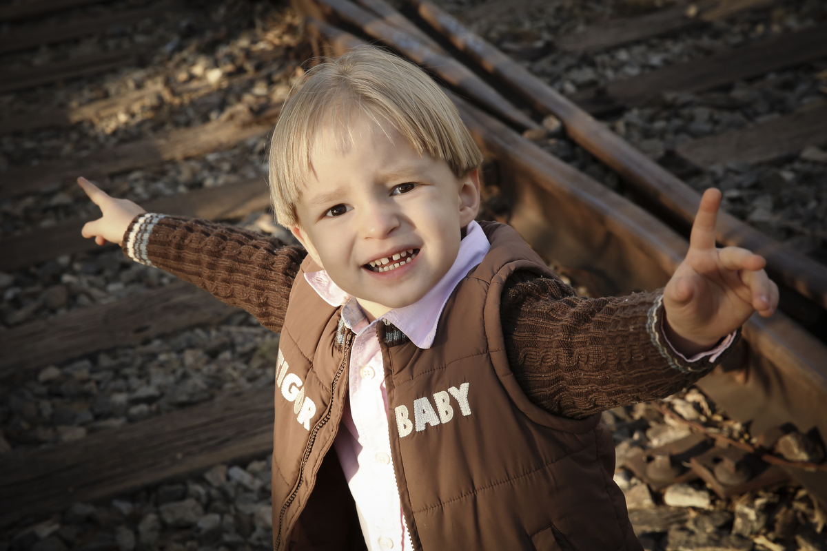 Fotos de família, ivna sá fotografia, ivna sá produção fotográfica, ivna sá, fotos externas, estúdio em belo horizonte, menina, menino, pai, mãe, filhos, família
