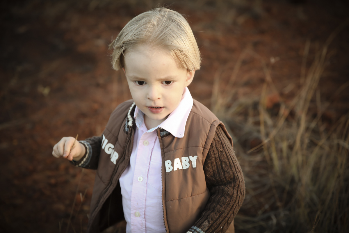 Fotos de família, ivna sá fotografia, ivna sá produção fotográfica, ivna sá, fotos externas, estúdio em belo horizonte, menina, menino, pai, mãe, filhos, família