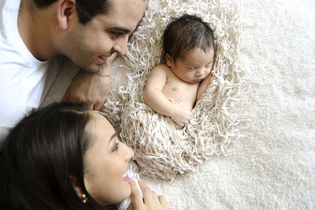 Ivna sá produção fotográfica, ivna sá fotografia, estúdio ivna sá em belo horizonte, fotos newborn, fotos de menino em estúdio, fotos de recém-nascido, recém-nascido