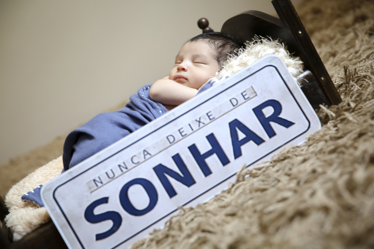 Ivna sá produção fotográfica, ivna sá fotografia, estúdio ivna sá em belo horizonte, fotos newborn, fotos de menino em estúdio, fotos de recém-nascido, recém-nascido