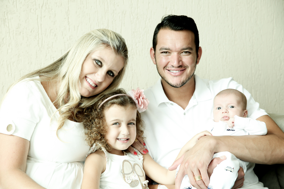 Ensaio fotográfico de família em belo horizonte, book fotográfico de família em belo horizonte, estúdio especializado em fotos de família em belo horizonte, fotos de família em belo horizonte, retrato de fa