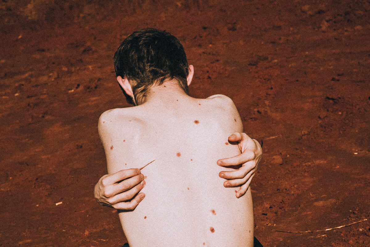 expressive and poetic photo session with a guy model in south of Brazil