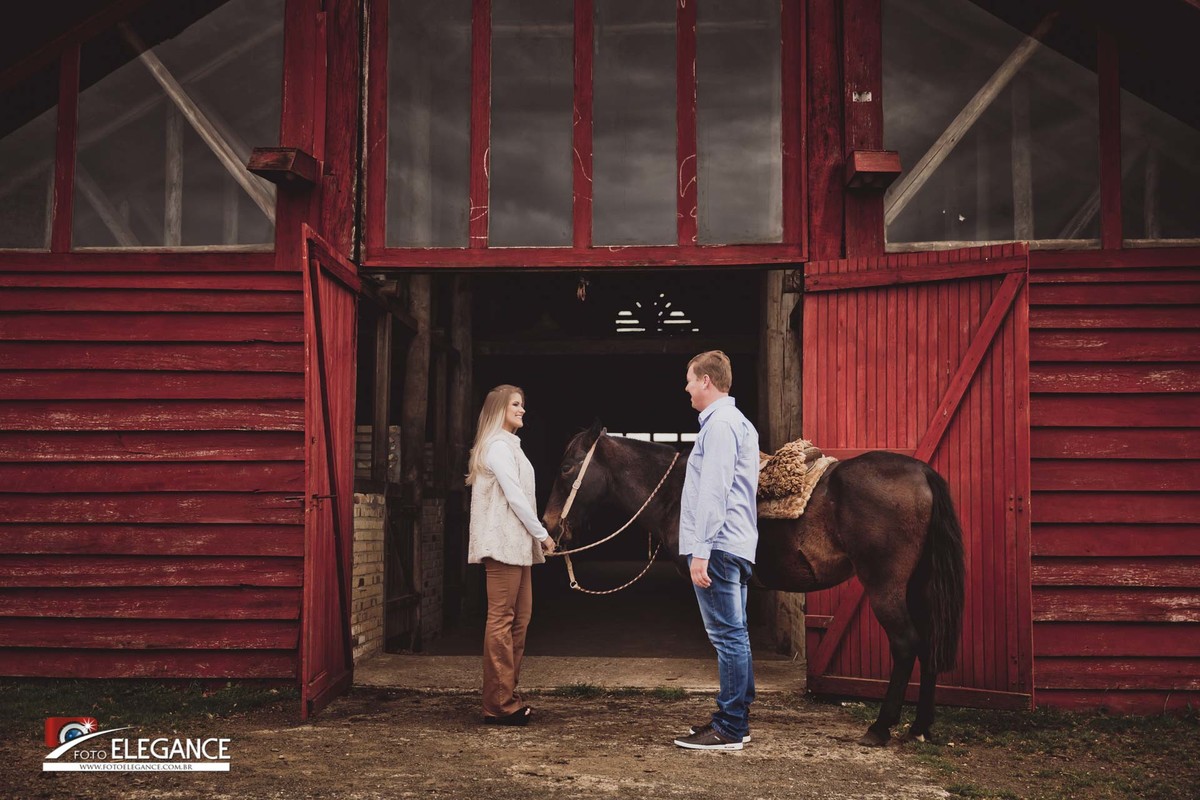 fotos de casal com cavalo