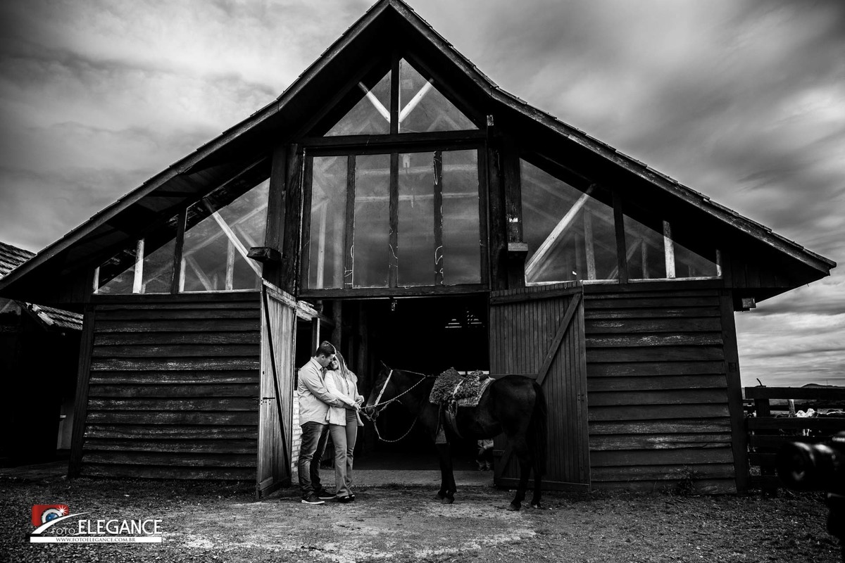 ensaio de casal com cavalo