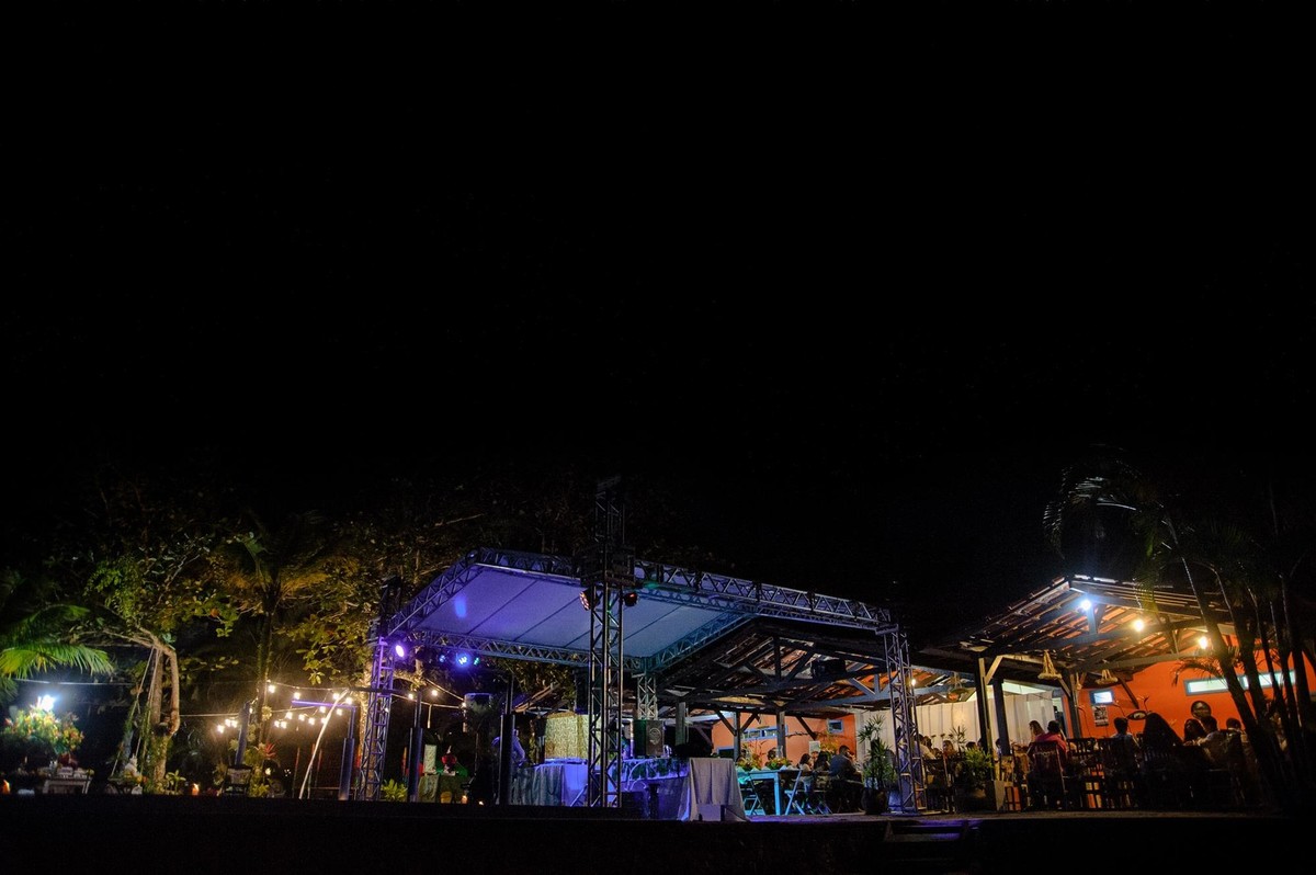 fotógrafo de casamento paraty, pista de dança paraty, iluminação para casamento paraty, tenda casamento paraty, dj casamento paraty, lugar para casar em paraty, como casar em paraty
