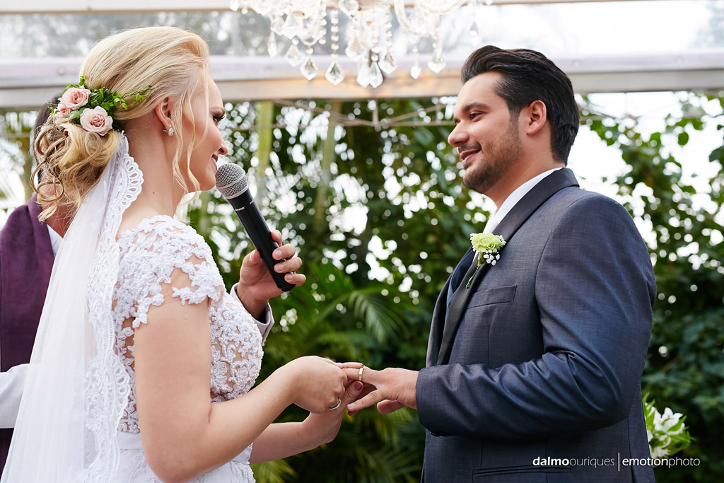 Cerimônia de Casamento, Estância Biguaçu, Casamento ao ar livre, entrega das alianças; Fotografia de casamento em Florianópolis