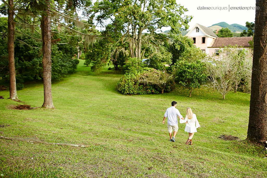 Pré Wedding em Rancho Queimado; Ensaio de casal em Rancho Queimado; ensaio num lindo campo