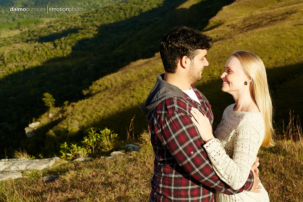 Pré Wedding em Rancho Queimado; Ensaio de casal em Rancho Queimado; pré Wedding num lindo campo; morro da Antena